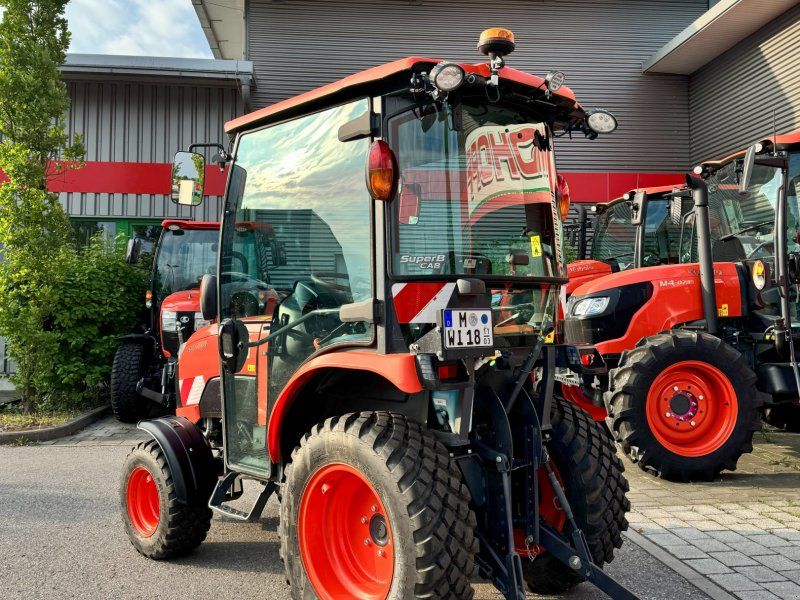 Kubota B2261