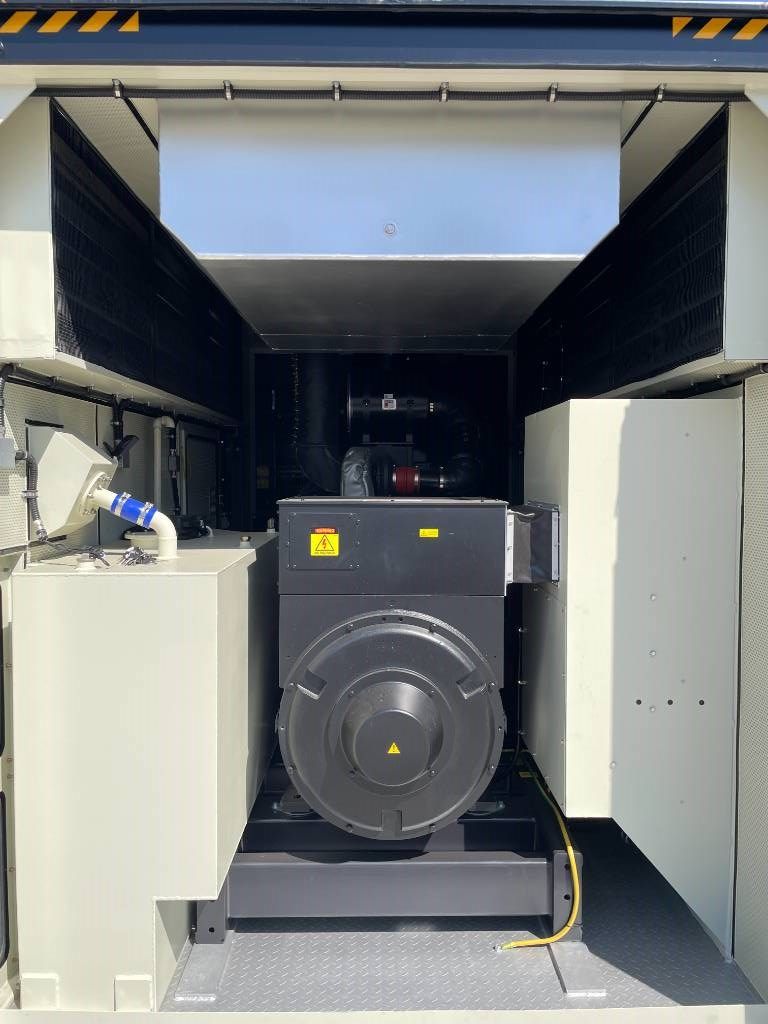 Cummins KTA38-G5 - 1100 kVA Generator 50/60Hz - DPX-18813