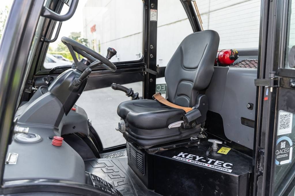 Manitou MC 30-4