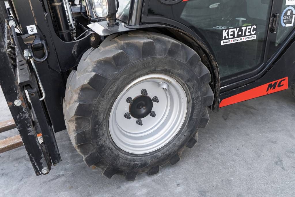 Manitou MC 30-4