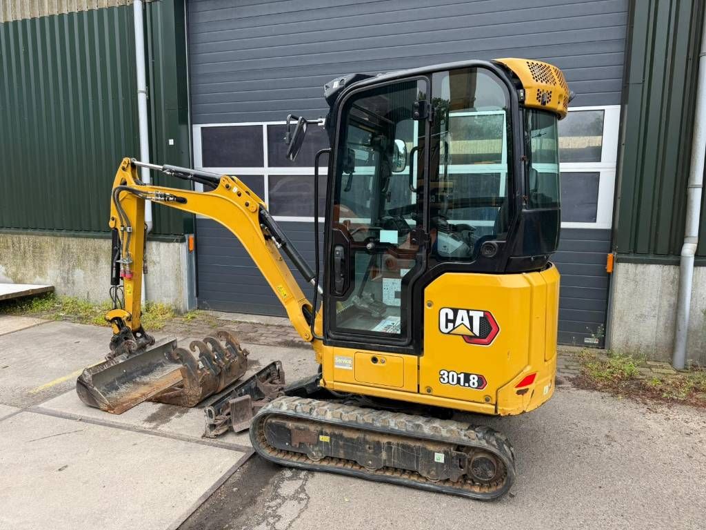 CAT 301.8