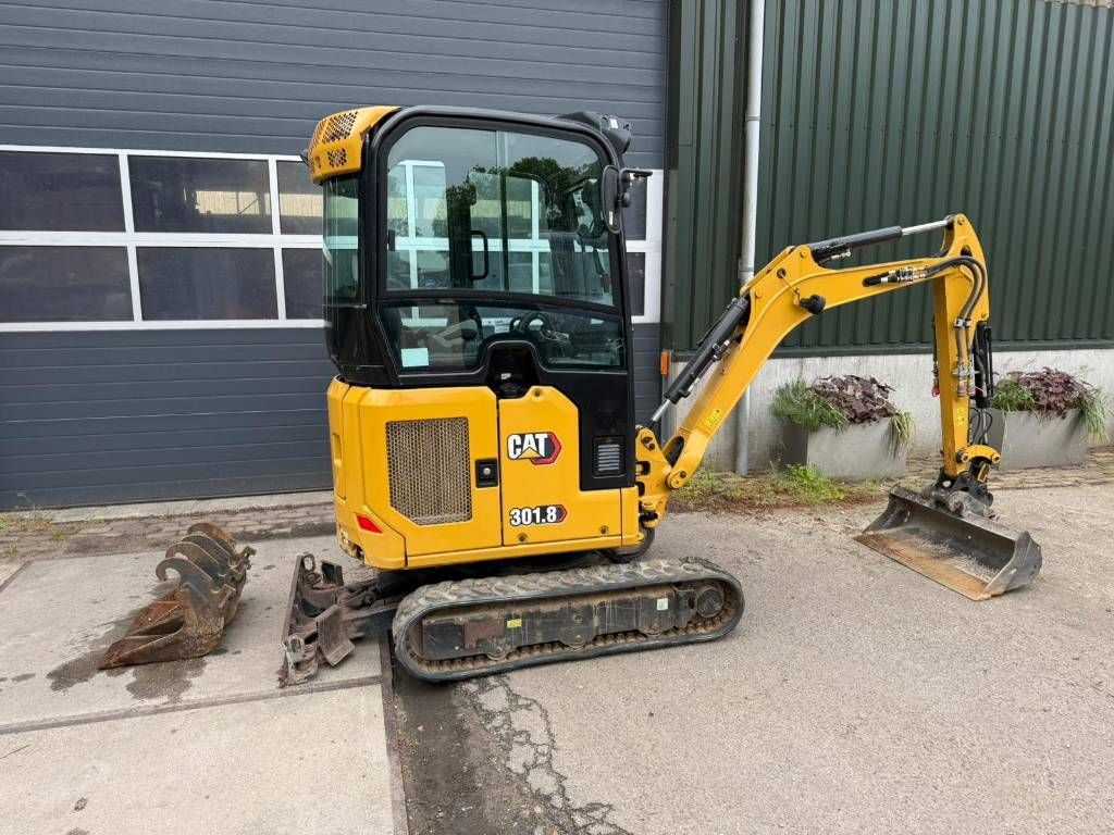 CAT 301.8