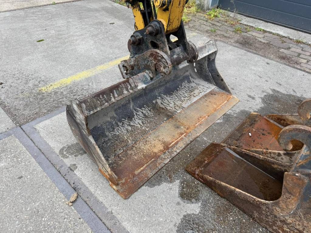 CAT 301.8