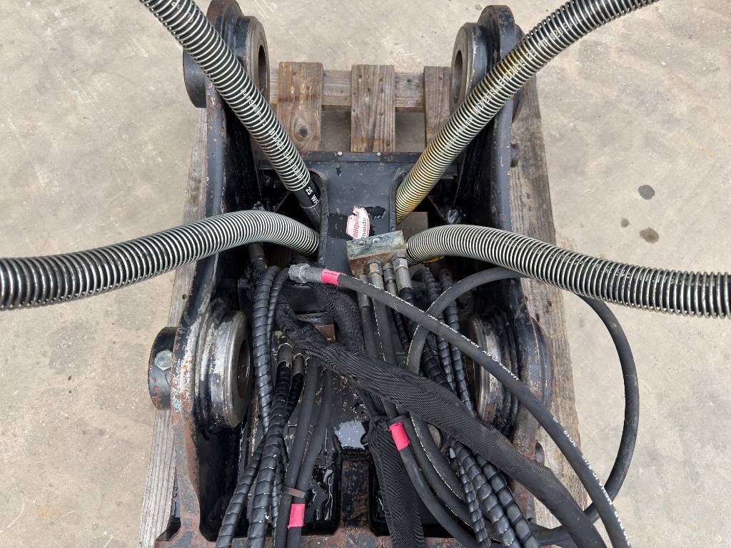 OilQuick OQ70/55 - M318D / 320D / 320E / 320F / 323D / 323E