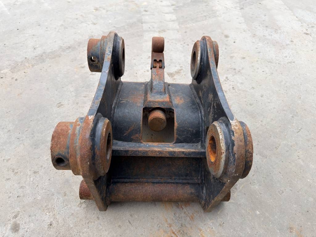 Verachtert CW10 - Caterpillar 307 / 308