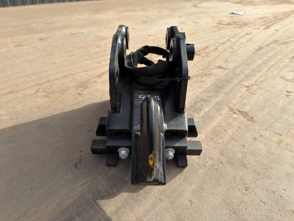 Verachtert W05 - Caterpillar 301
