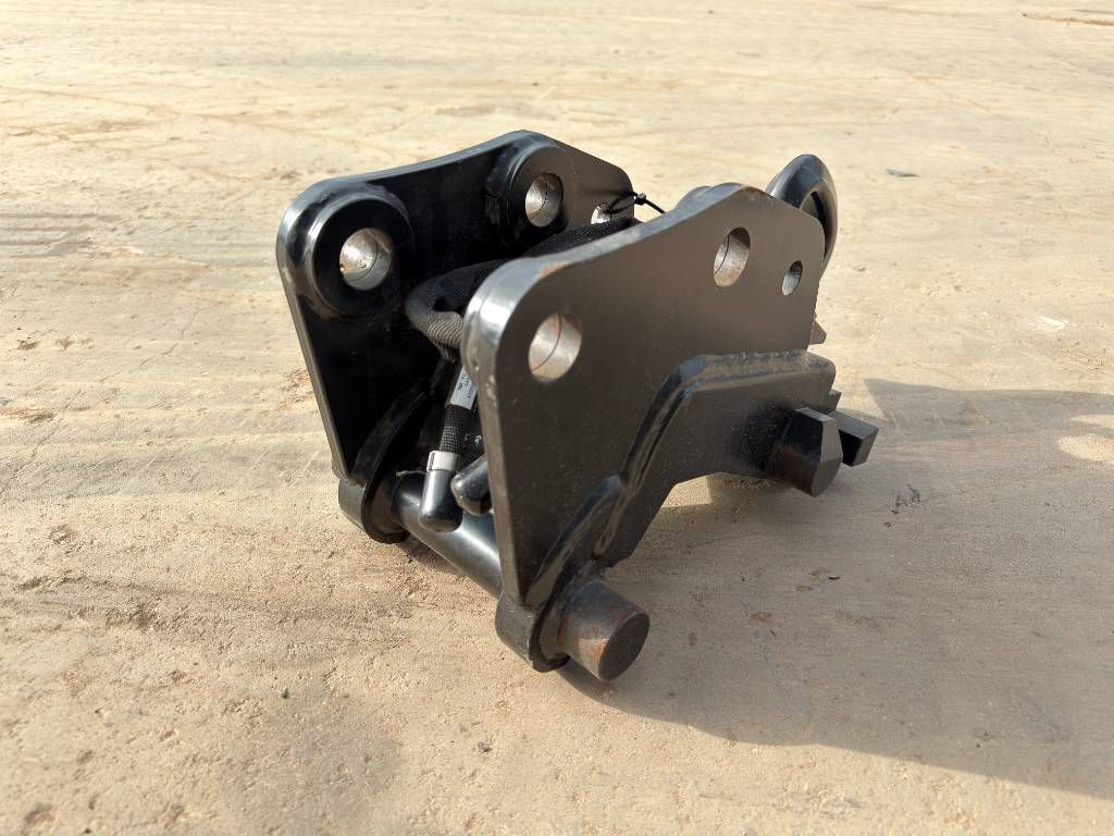 Verachtert W05 - Caterpillar 301