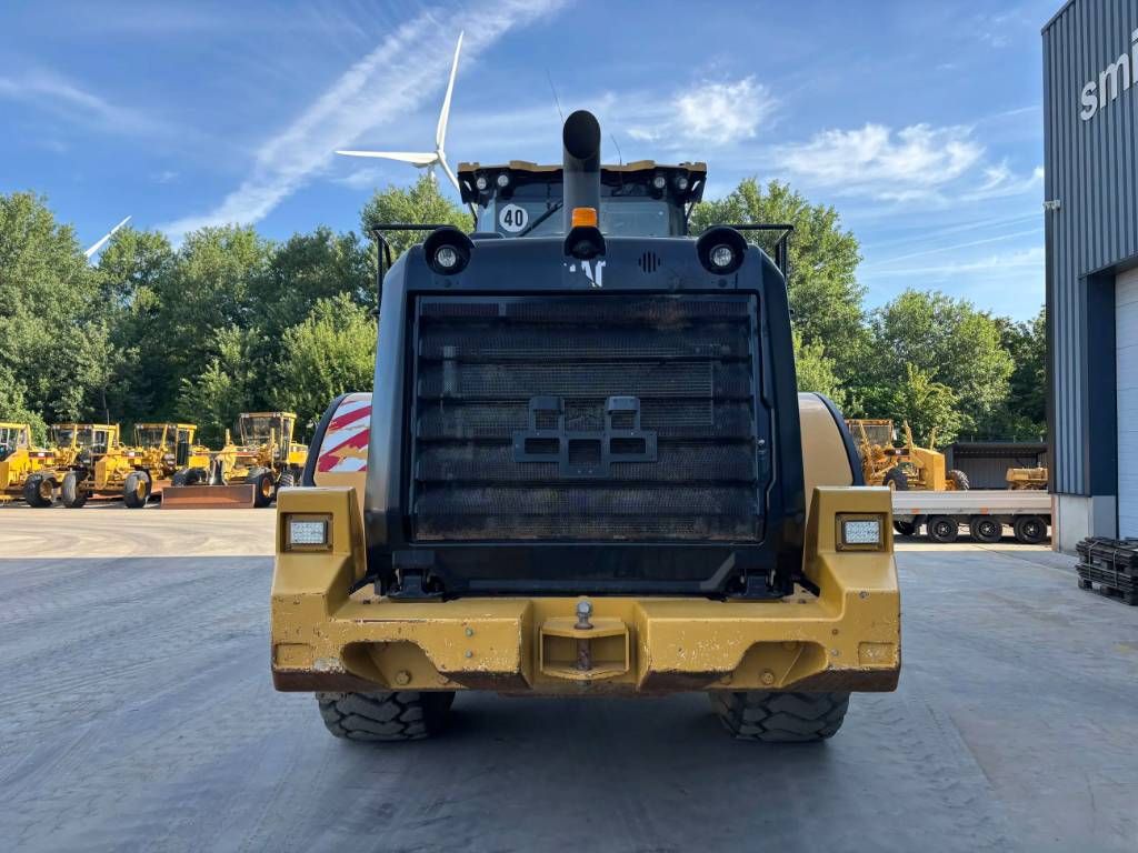 CAT 950M