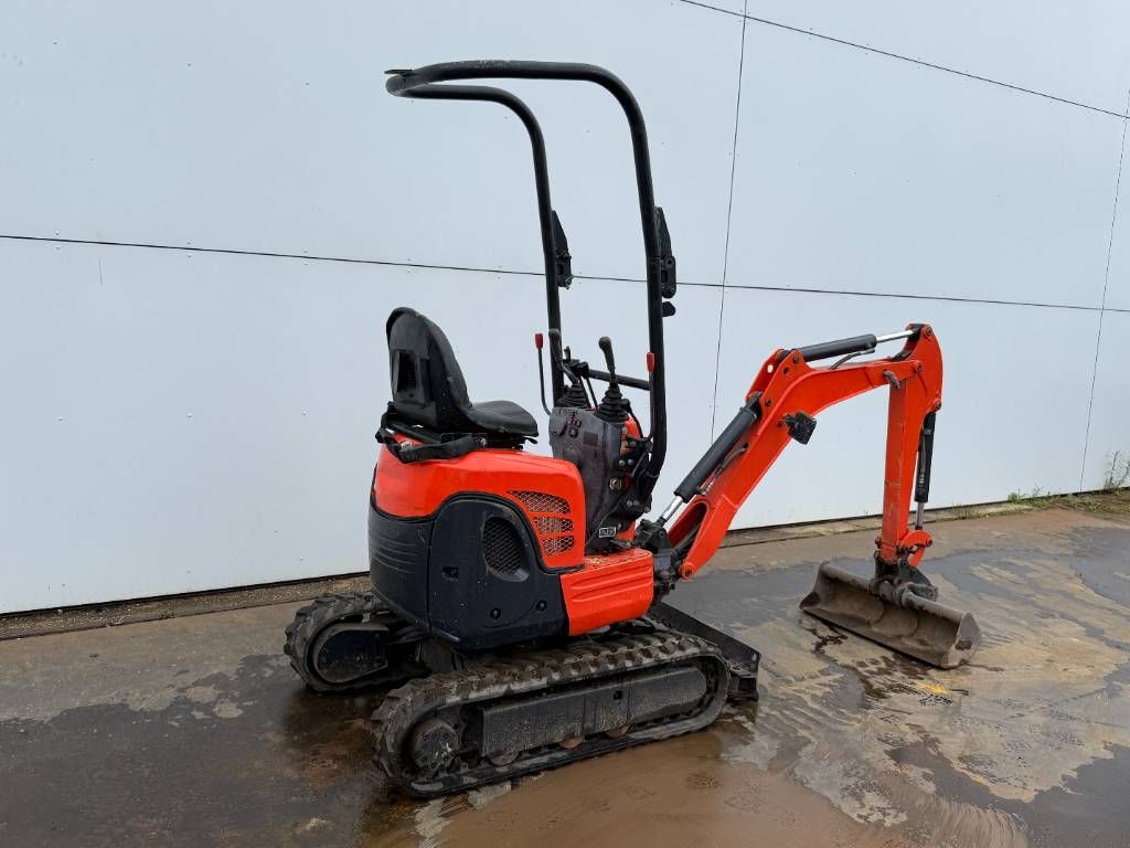 Kubota U10-G - Hydr. Undercarriage / Hammer Lines
