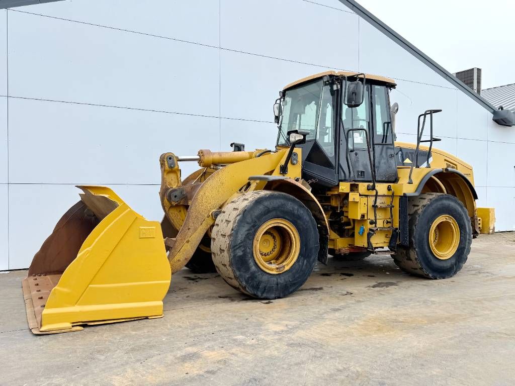 CAT 950H - Auto Greasing / Camera / Parking Heater
