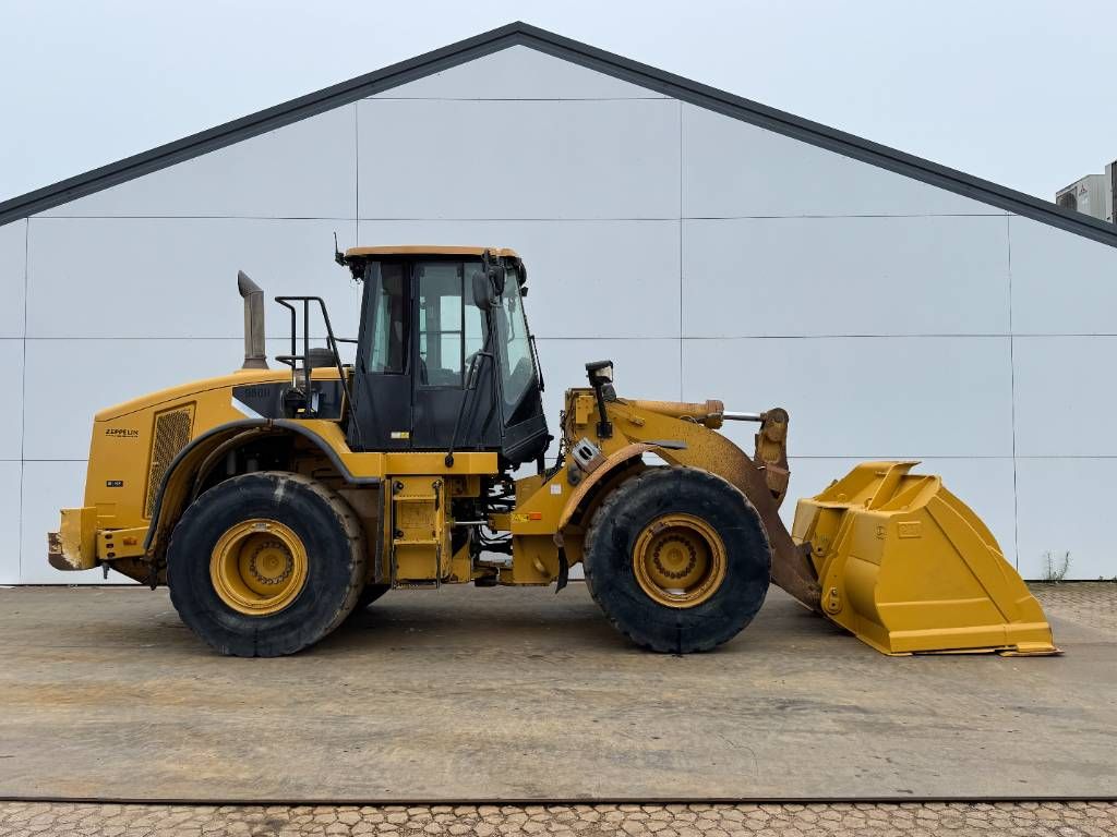 CAT 950H - Auto Greasing / Camera / Parking Heater