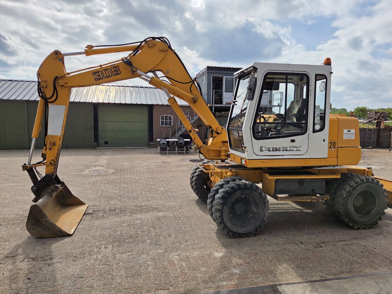 Liebherr A308