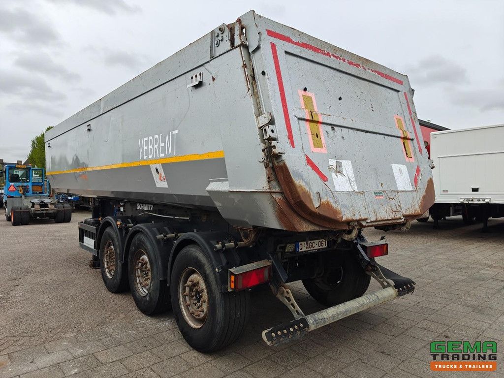 Schmitz Cargobull SGF*S3 HardoxSteel 32 m³ Kipper – Stahlchassis – Liftachse – 3-Achs-Schmitz-Scheibenbremse – 7070 kg