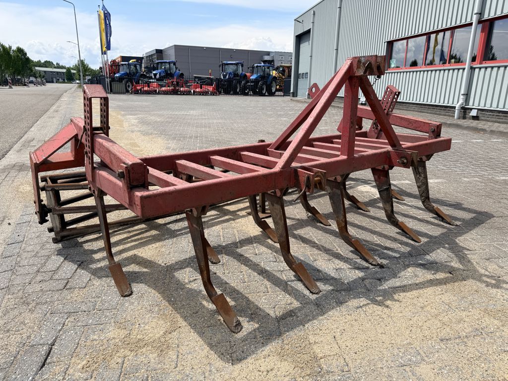 Cultivator