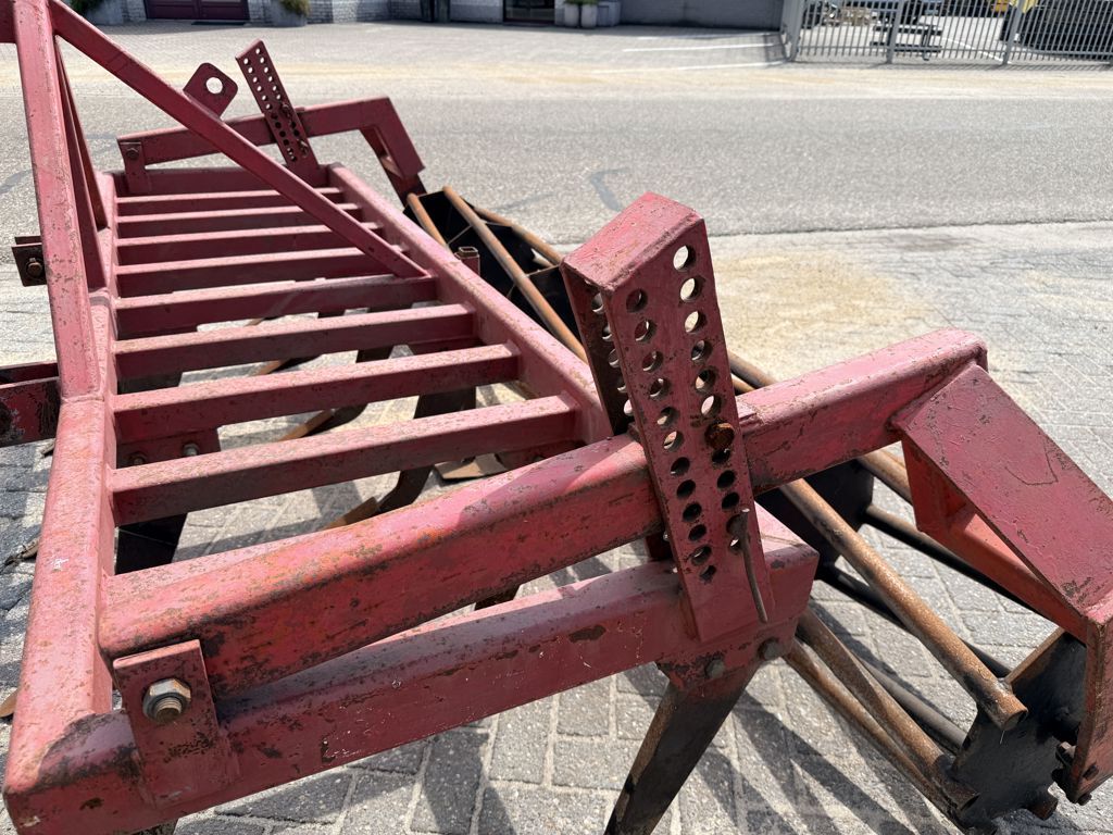 Cultivator