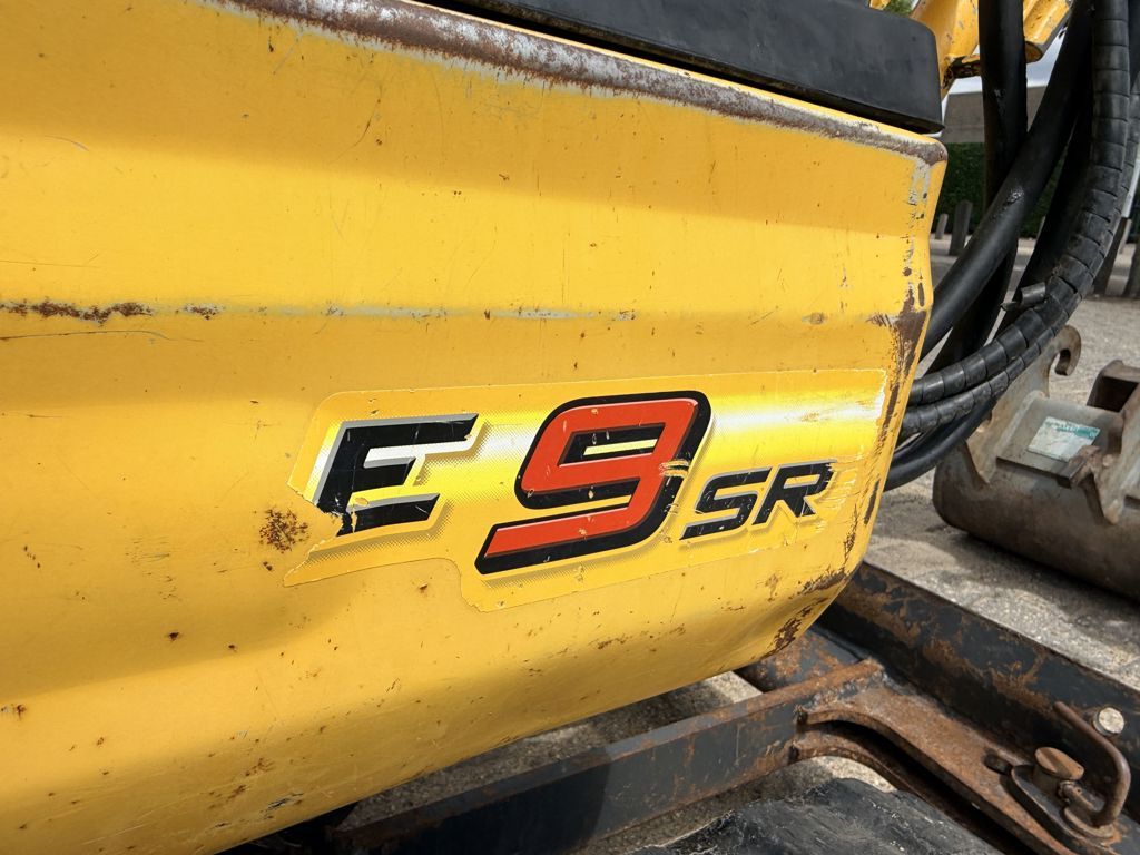 New Holland E9SR Minigraver