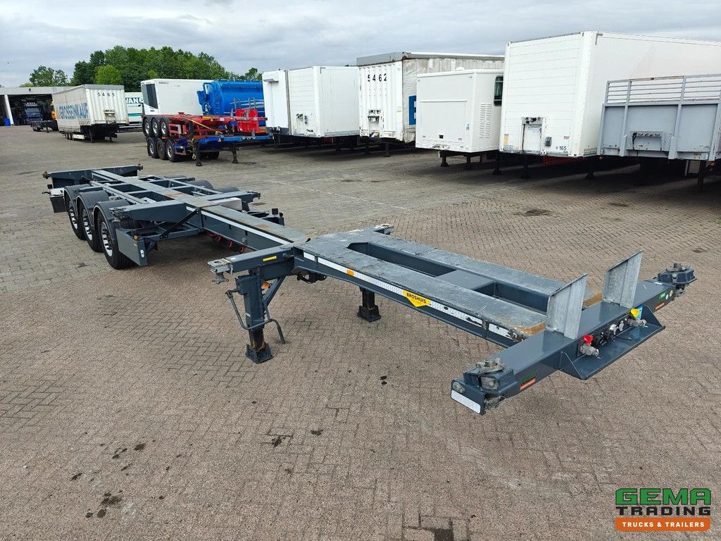 Broshuis 3UCC-39/45 MFCC All Types of Containers - Center/Rear Slider - Lift Axle - SAF Axles Disc Brake - 10/2026 MOT