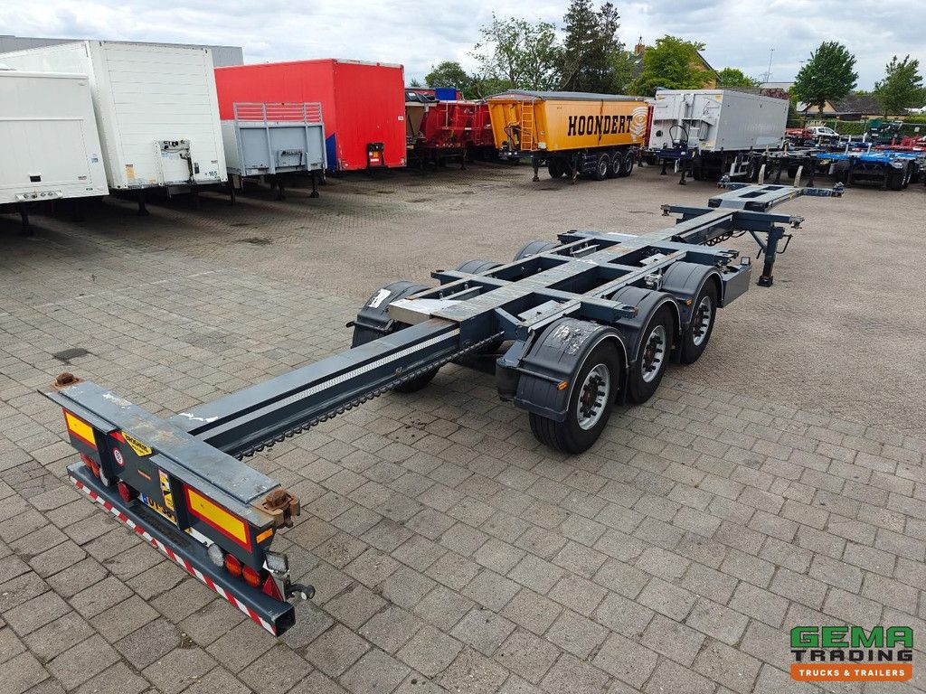 Broshuis MFCC-HD All Types of Containers - Center/Rear Slider - Lift Axle - SAF Axles Disc Brake - 10/2026 MOT