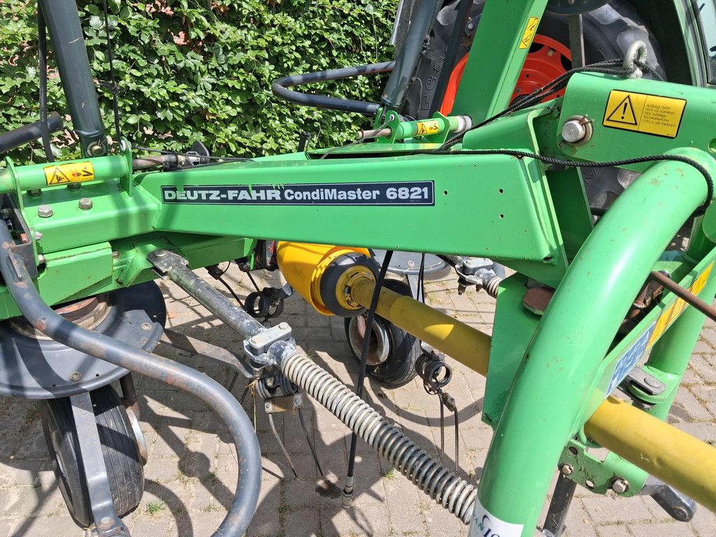 Deutz Condimaster 6821 schudder