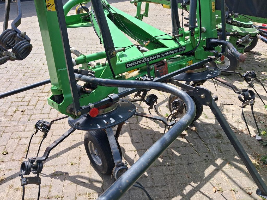 Deutz Condimaster 6821 schudder