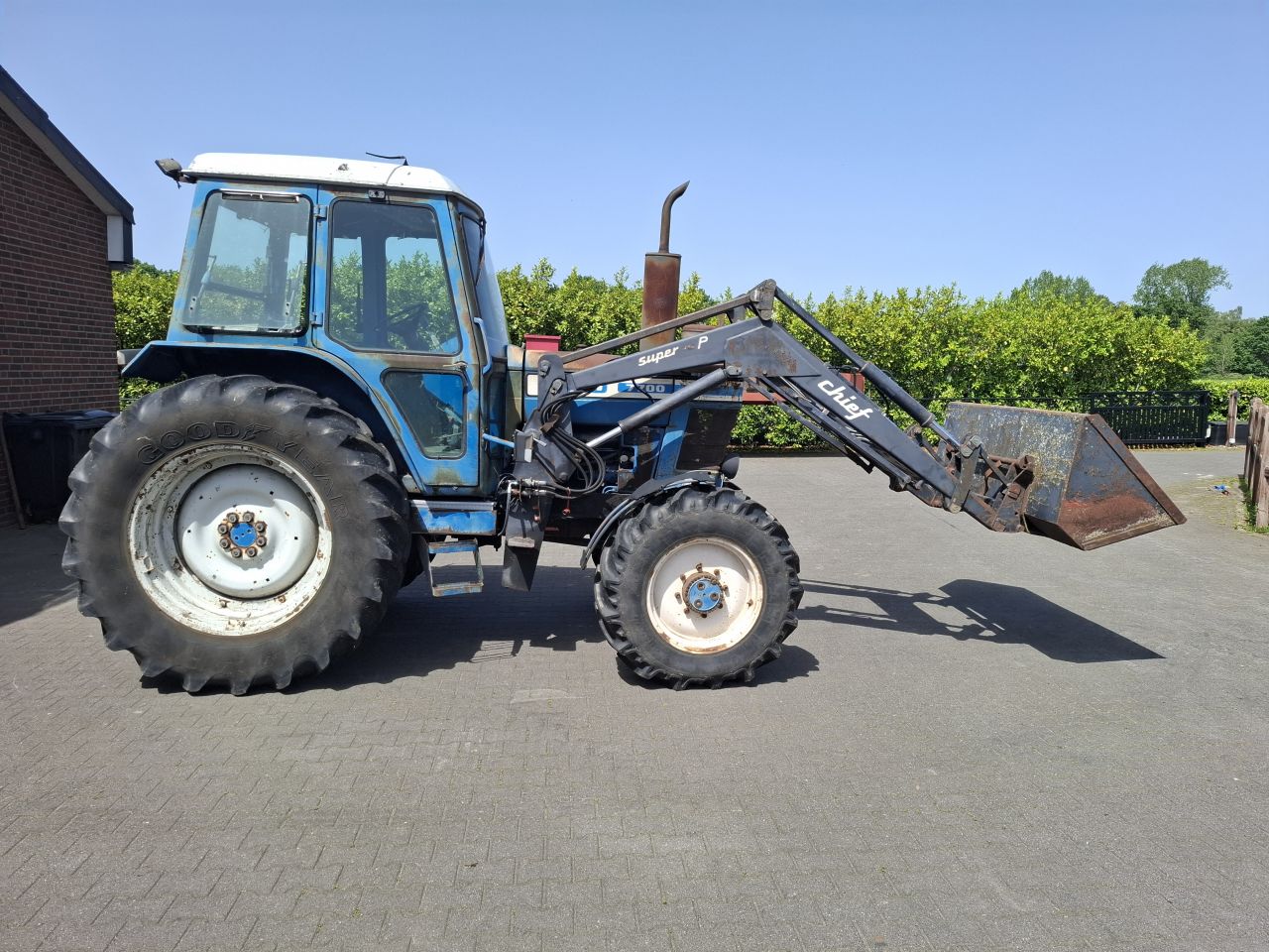 Ford 7710