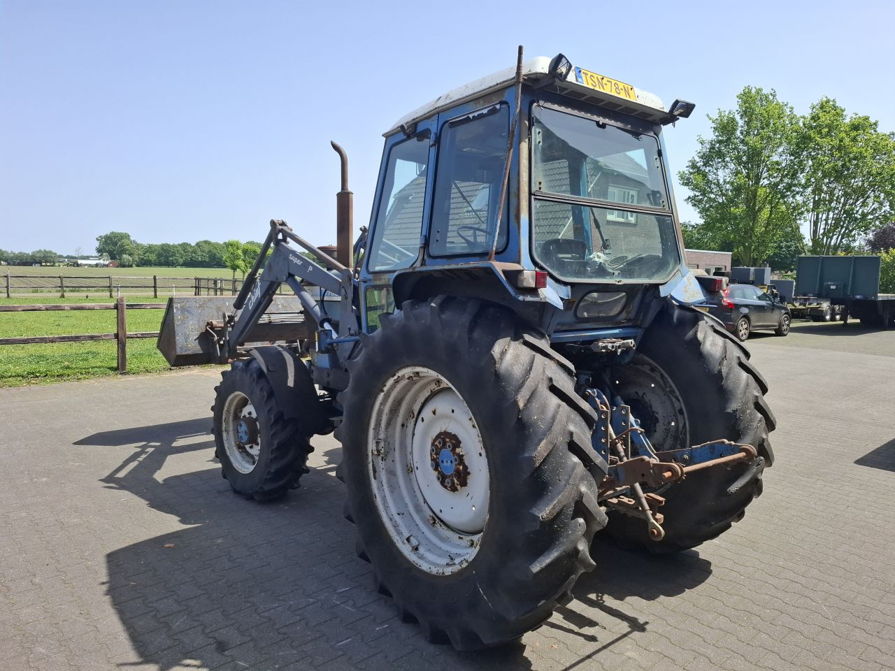 Ford 7710