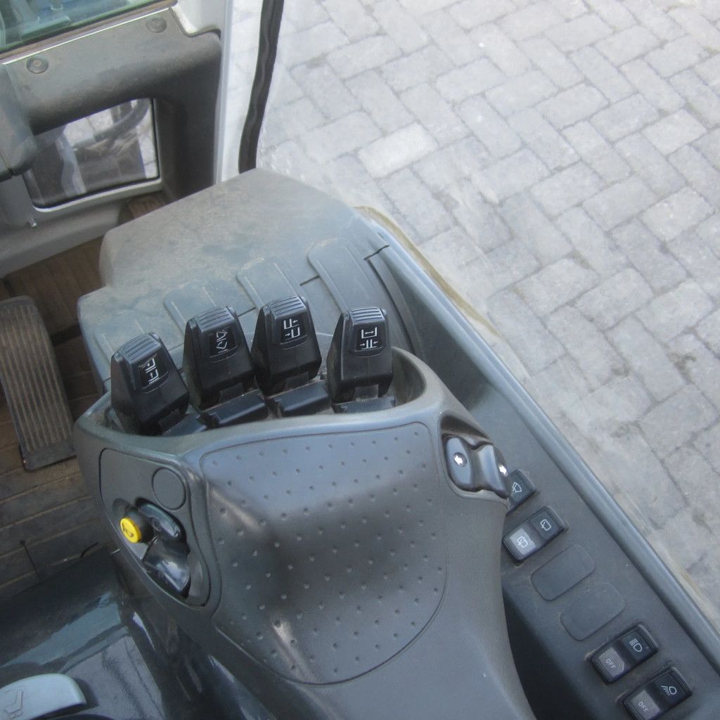 Unicarriers L16Q, elek., duplo, side shift, vorkenklem.