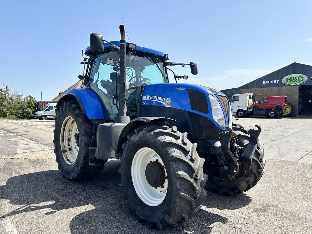 New Holland T7.210