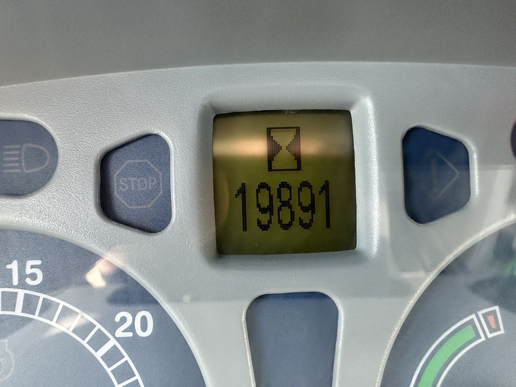 New Holland T7.210
