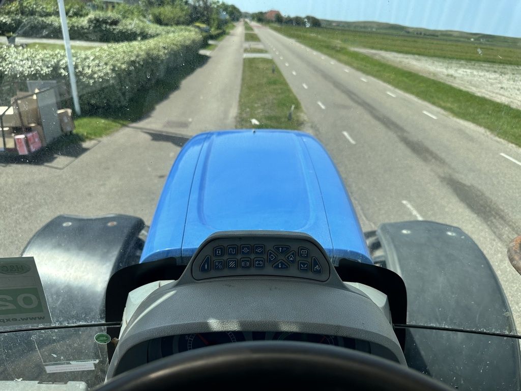 New Holland T7.210
