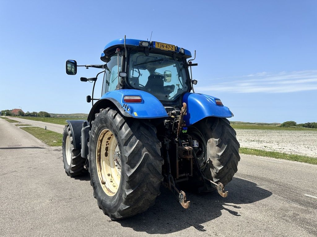 New Holland T7.210