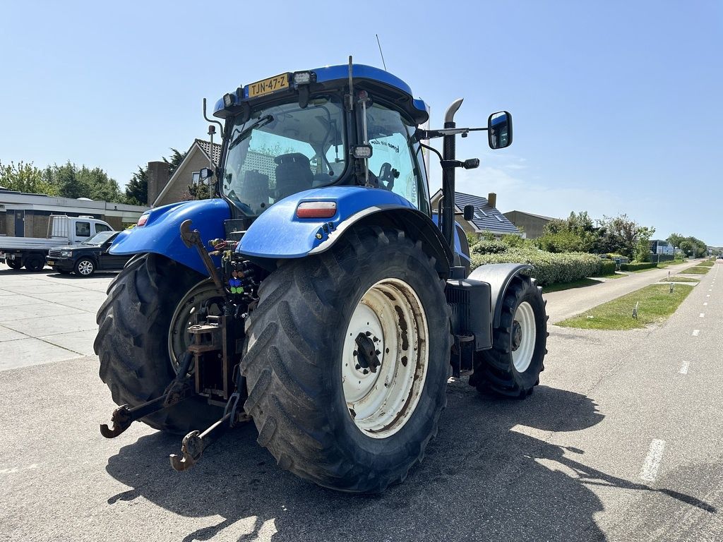 New Holland T7.210