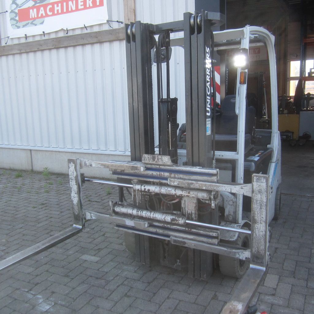 Unicarriers L16Q, elek., triplo, side shift, vorkenklem.