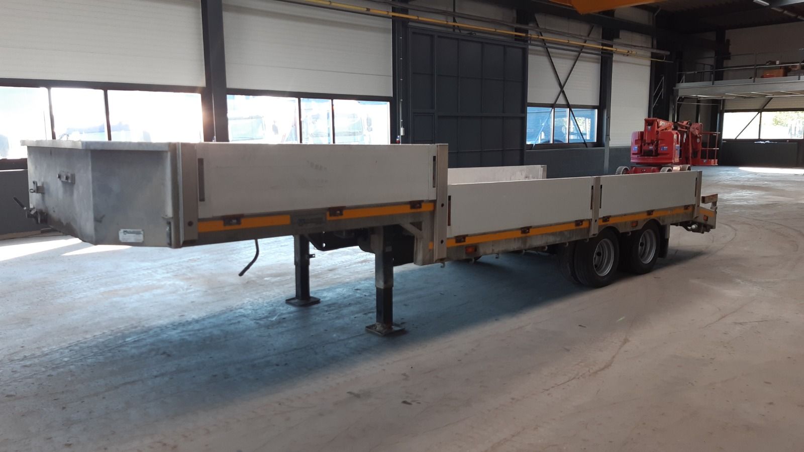 Mercedes 519 CDI i.c.m Veldhuizen trailer België registatie