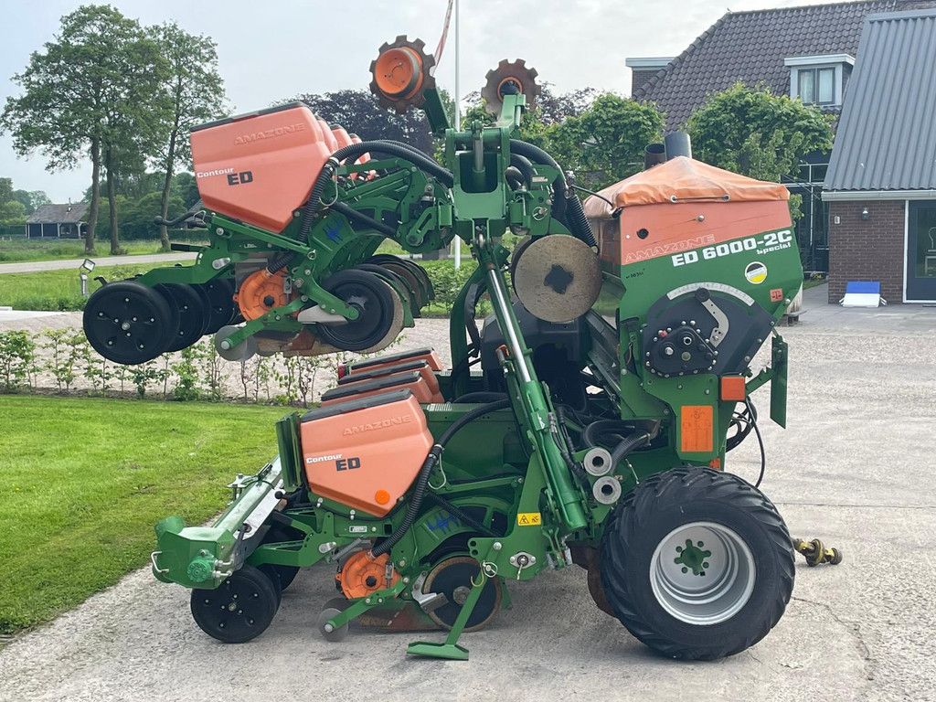 Amazone ED 6000 2C Special Contour Maisplanter Maiszaaier 8 rijer
