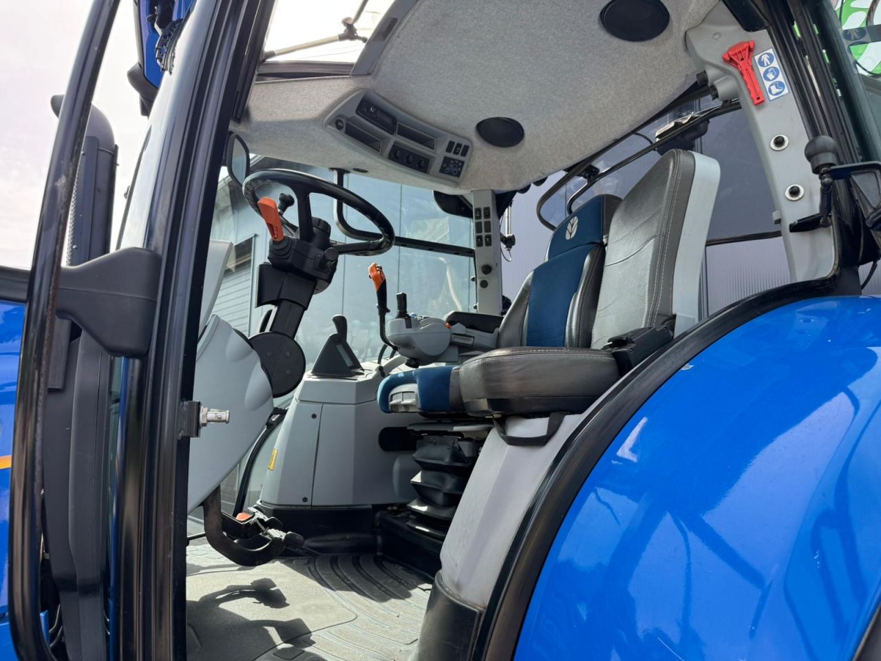 New Holland T6.180