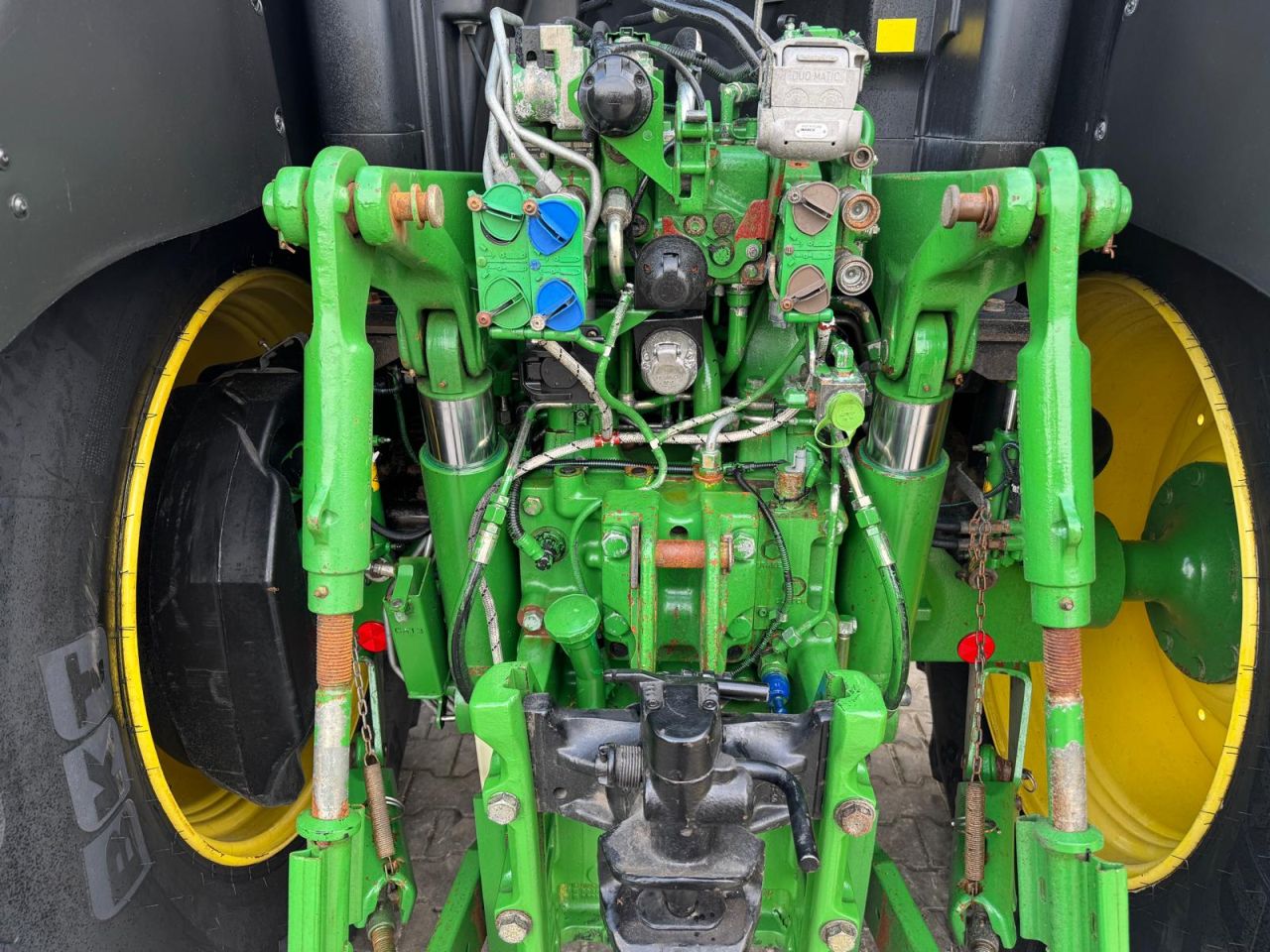John Deere 6210R