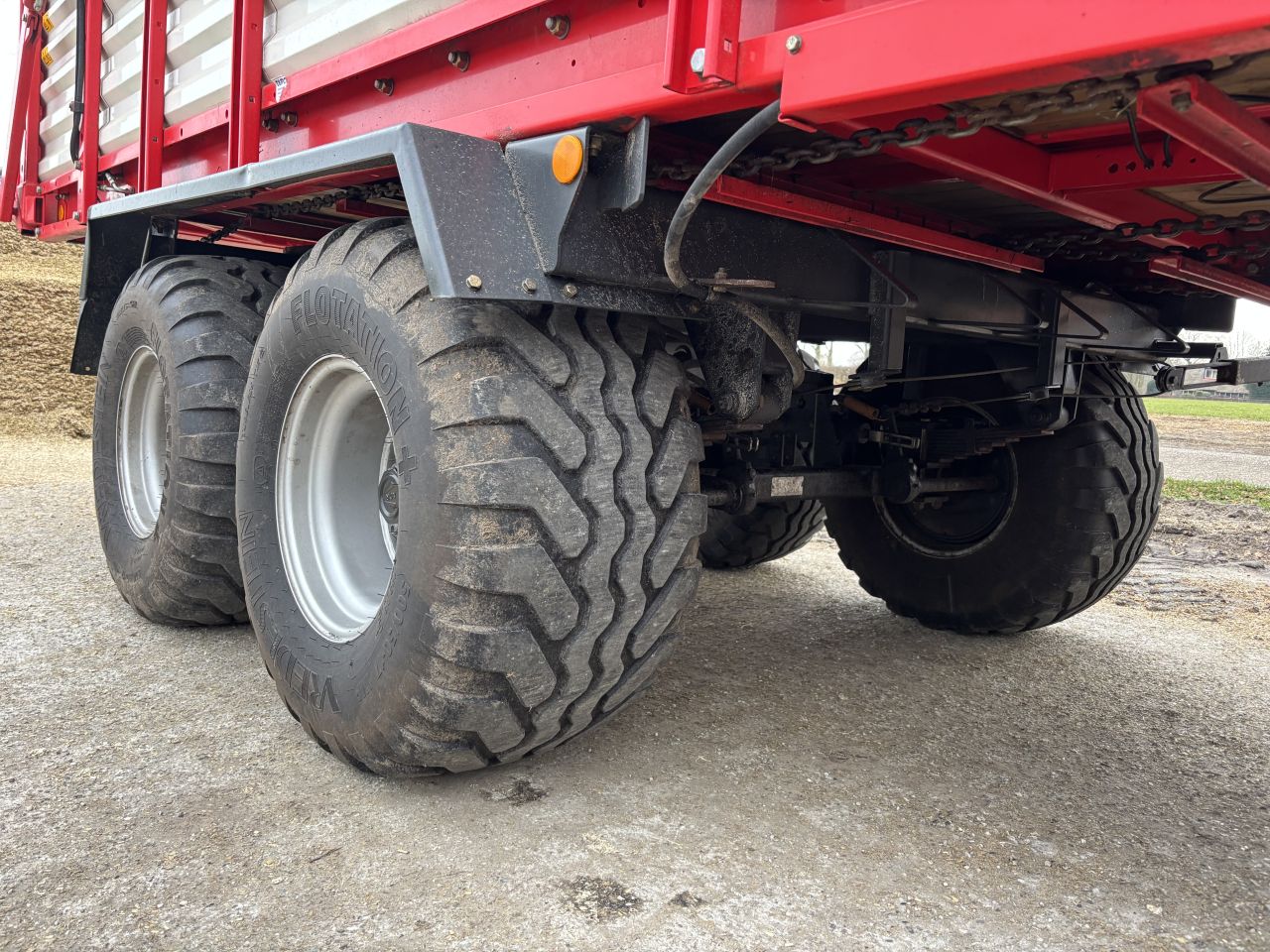 Pottinger Faro 3500 opraapwagen ladewagen