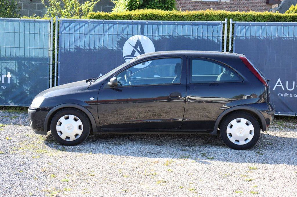 Passenger car Opel Corsa Petrol 60hp 2006