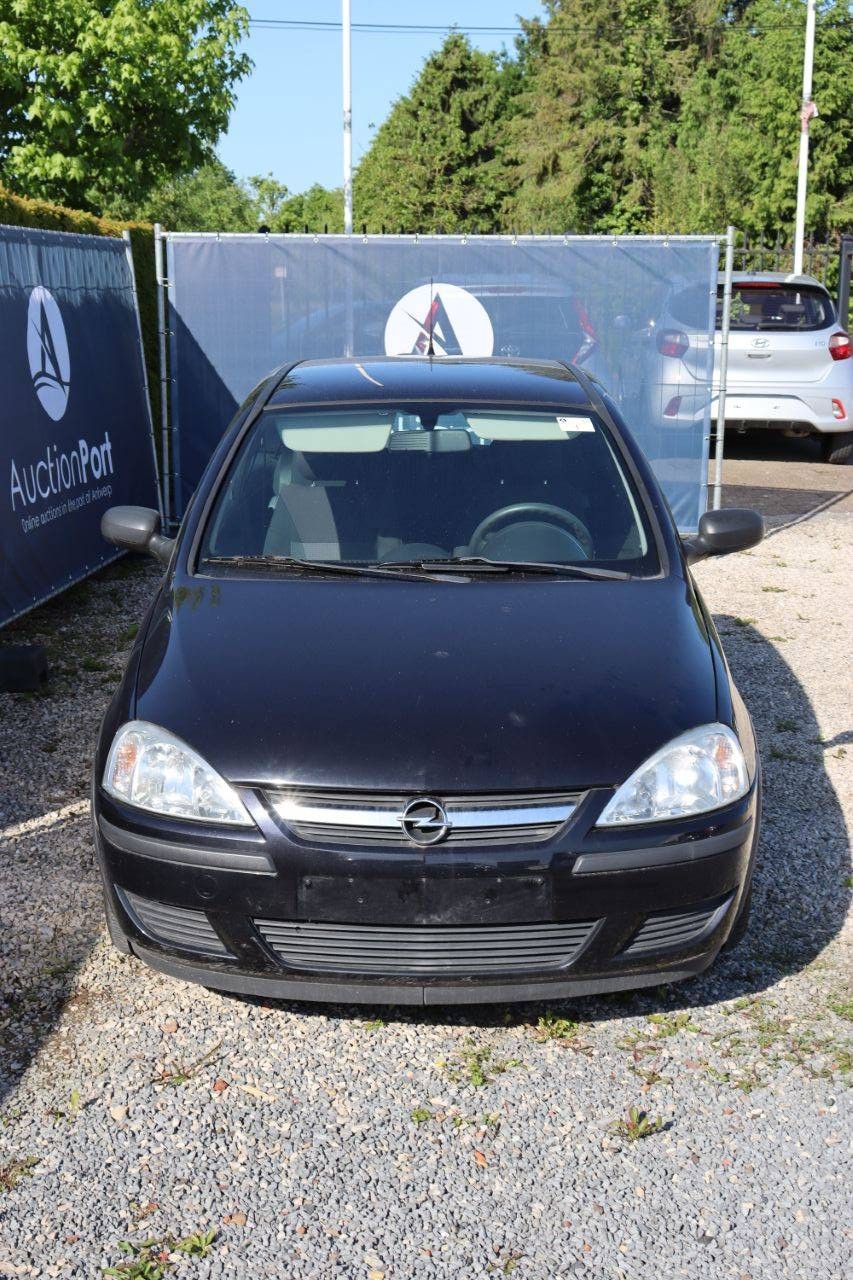 Passenger car Opel Corsa Petrol 60hp 2006