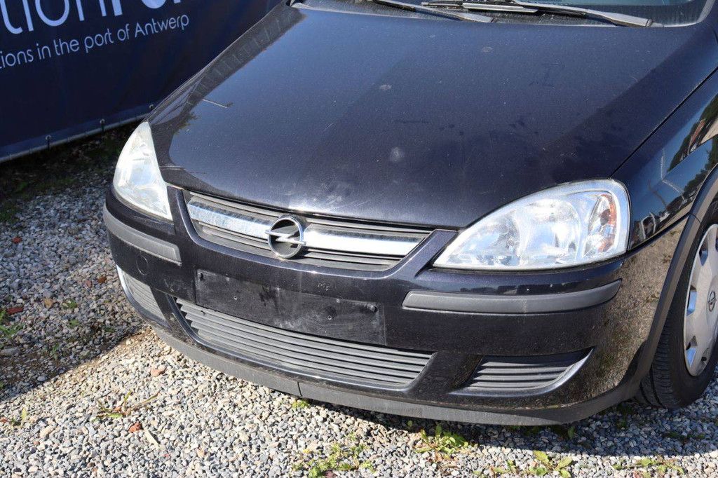 Passenger car Opel Corsa Petrol 60hp 2006