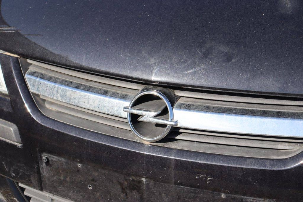 Passenger car Opel Corsa Petrol 60hp 2006