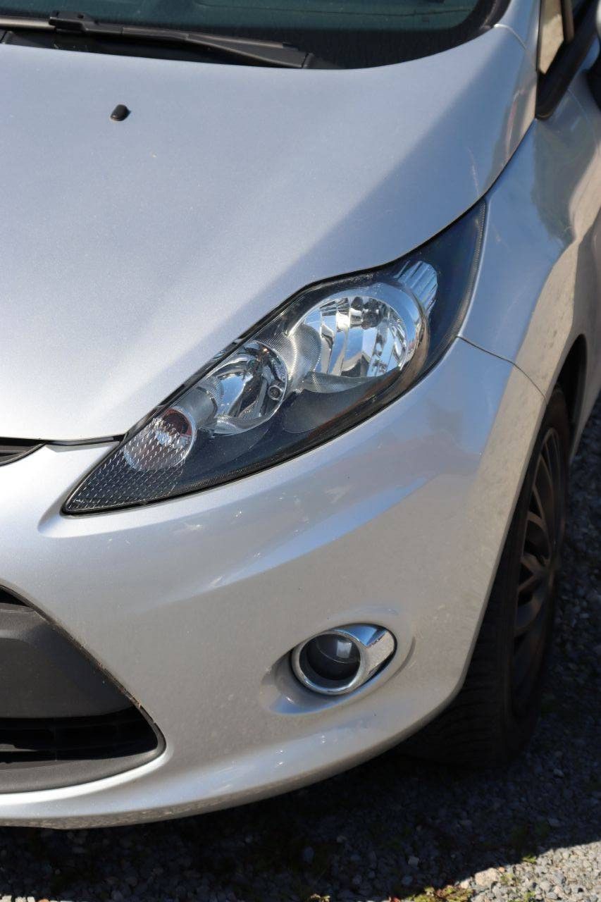 Pkw Ford Fiesta Benzin 82 PS 2011
