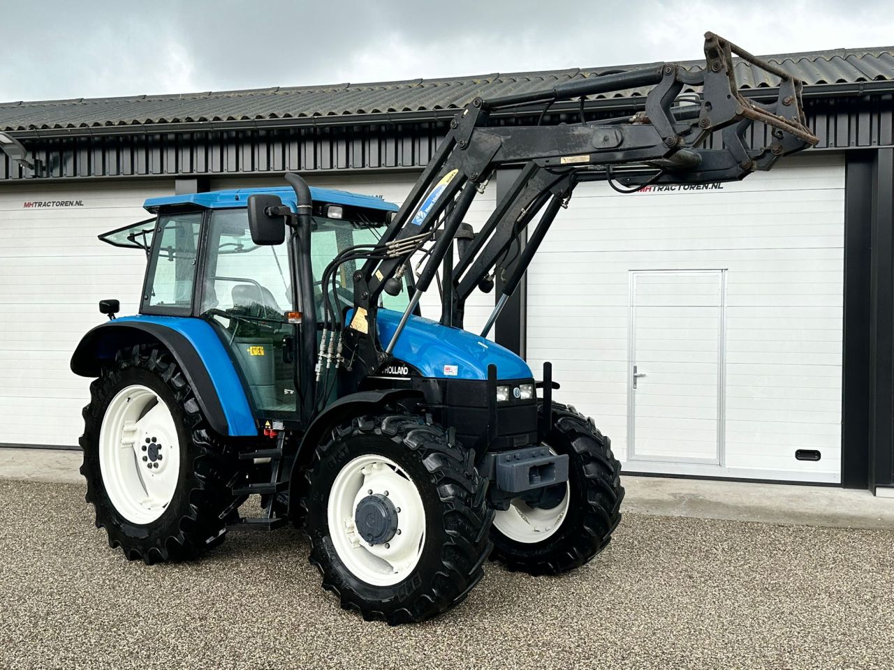 New Holland TS 90