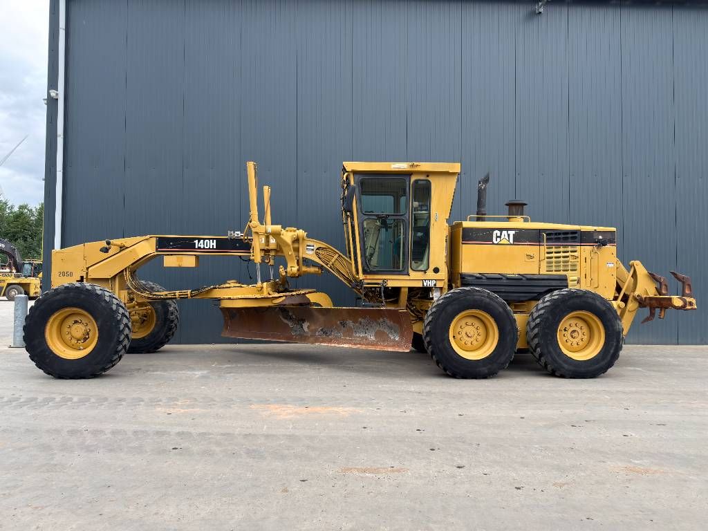 CAT 140H II