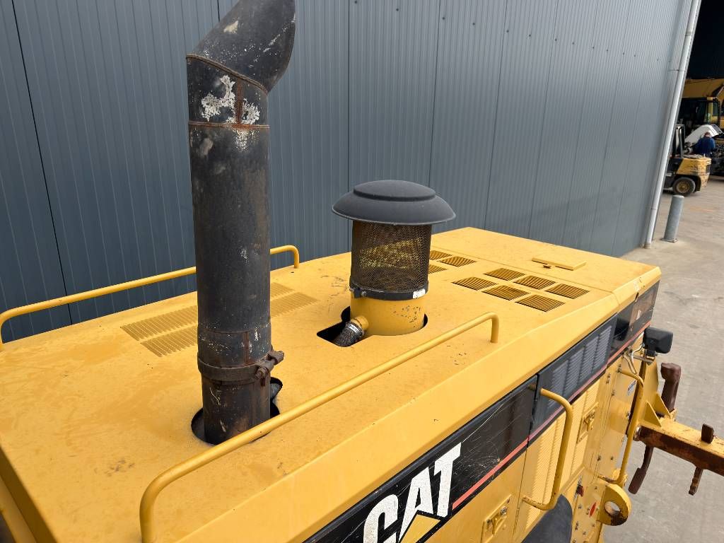 CAT 140H II