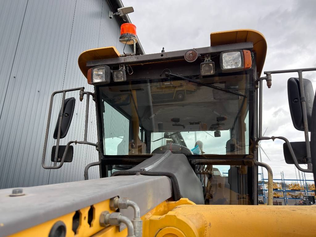 Volvo G930 - CE