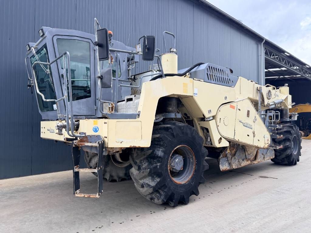 Wirtgen WR2400