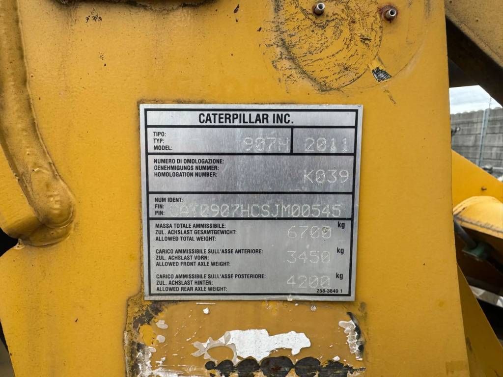 CAT 907H