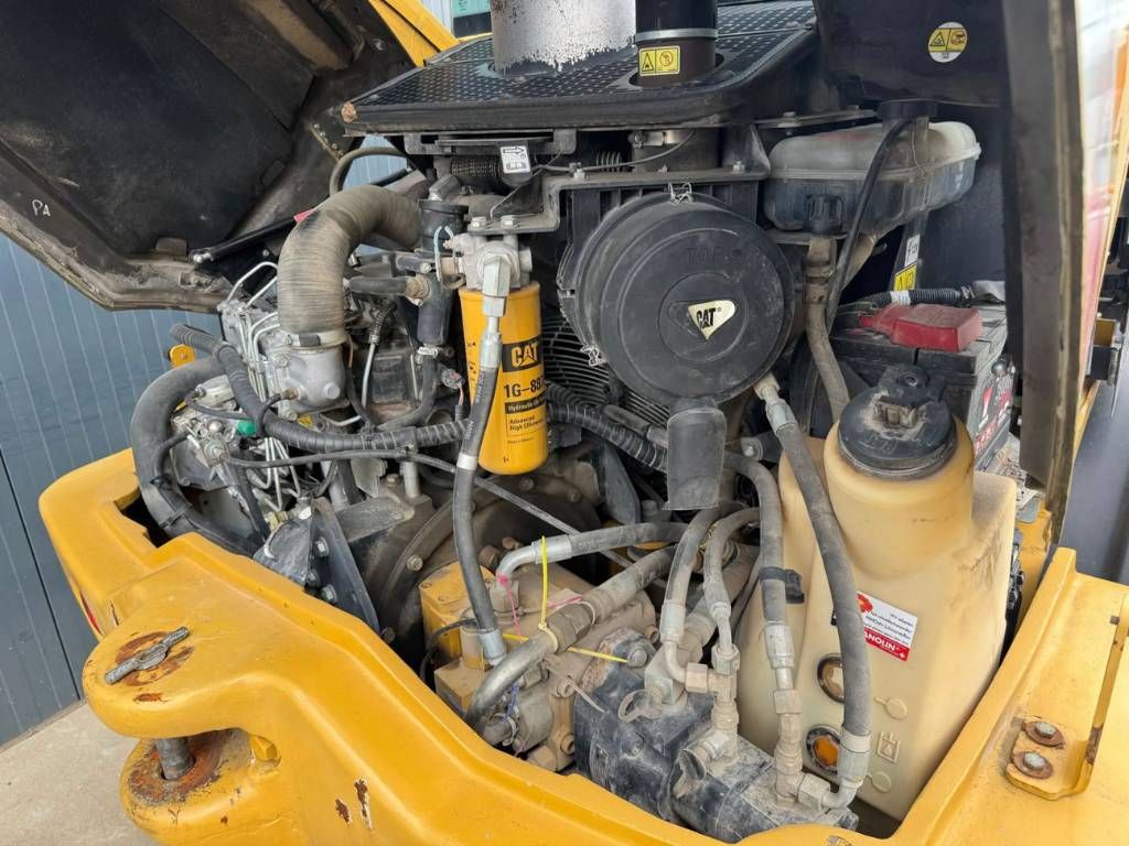 CAT 907H